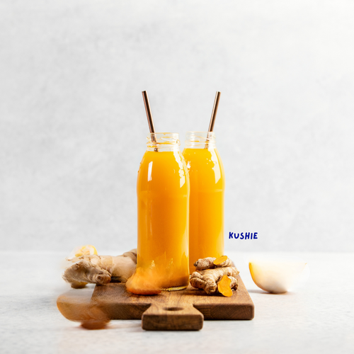 GOLDEN TURMERIC SMOOTHIE FROM KUSHIE